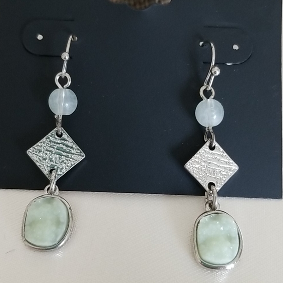 Apt 9 pale green/silver earrings - Picture 2 of 5
